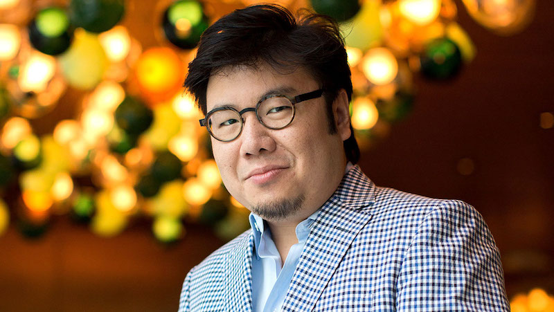 Lebih Dekat dengan Kevin Kwan, Si Crazy Rich Asian
