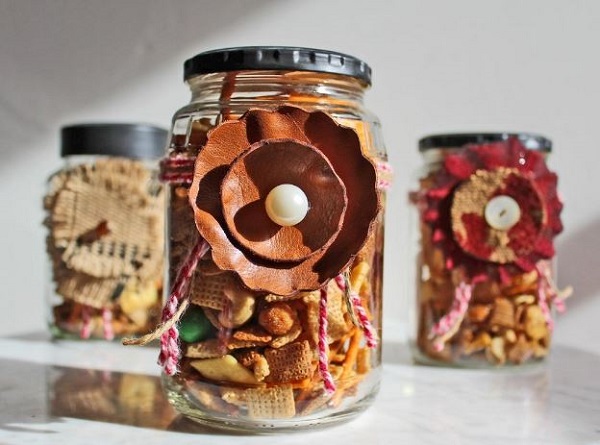 snack-in-jar