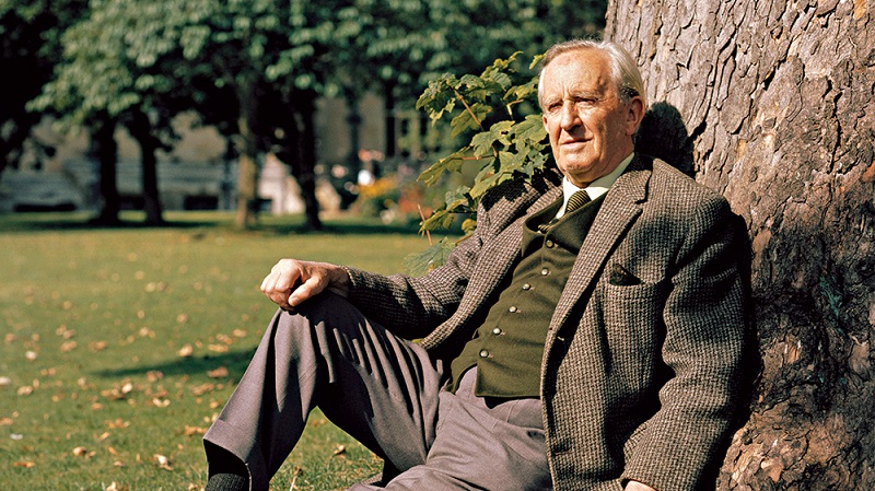 Mengenang J.R.R Tolkien, Sosok Penting di Balik Kisah The Lord of the Rings
