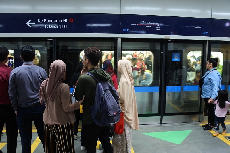 Ayo Naik MRT Jakarta dan Bekali Perjalananmu dengan 5 E-book Ini!