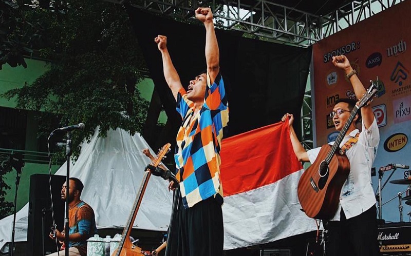 Satu Dekade Musik Indonesia: from Legend to the Breakthrough