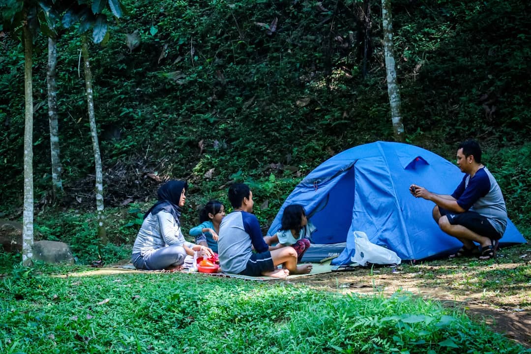 Lupakan Hotel, Ini 7 Camping Ground Paling Asyik untuk Liburanmu