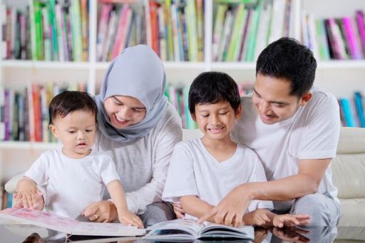 Baca Ini untuk Tambah Ilmu Parenting! Cocok untuk Orang Tua Baru