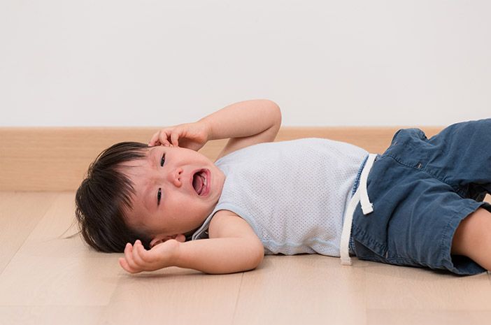 5 Langkah Mudah Hadapi Anak Tantrum