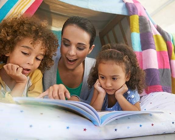 Tingkatkan Minat Baca Anak Saat Pandemi Melalui Read Aloud