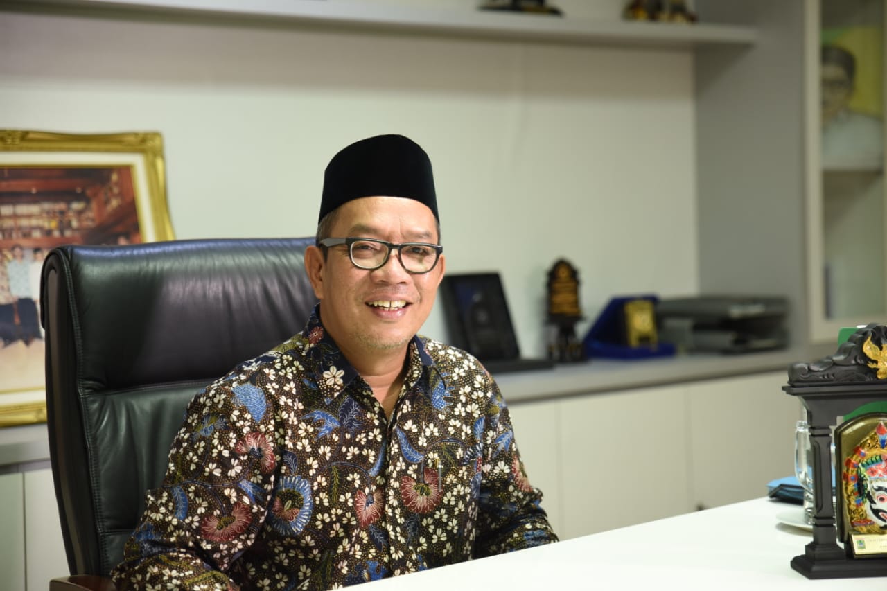 Melihat Bapak Umar, Menemukan Madrasah Indonesia