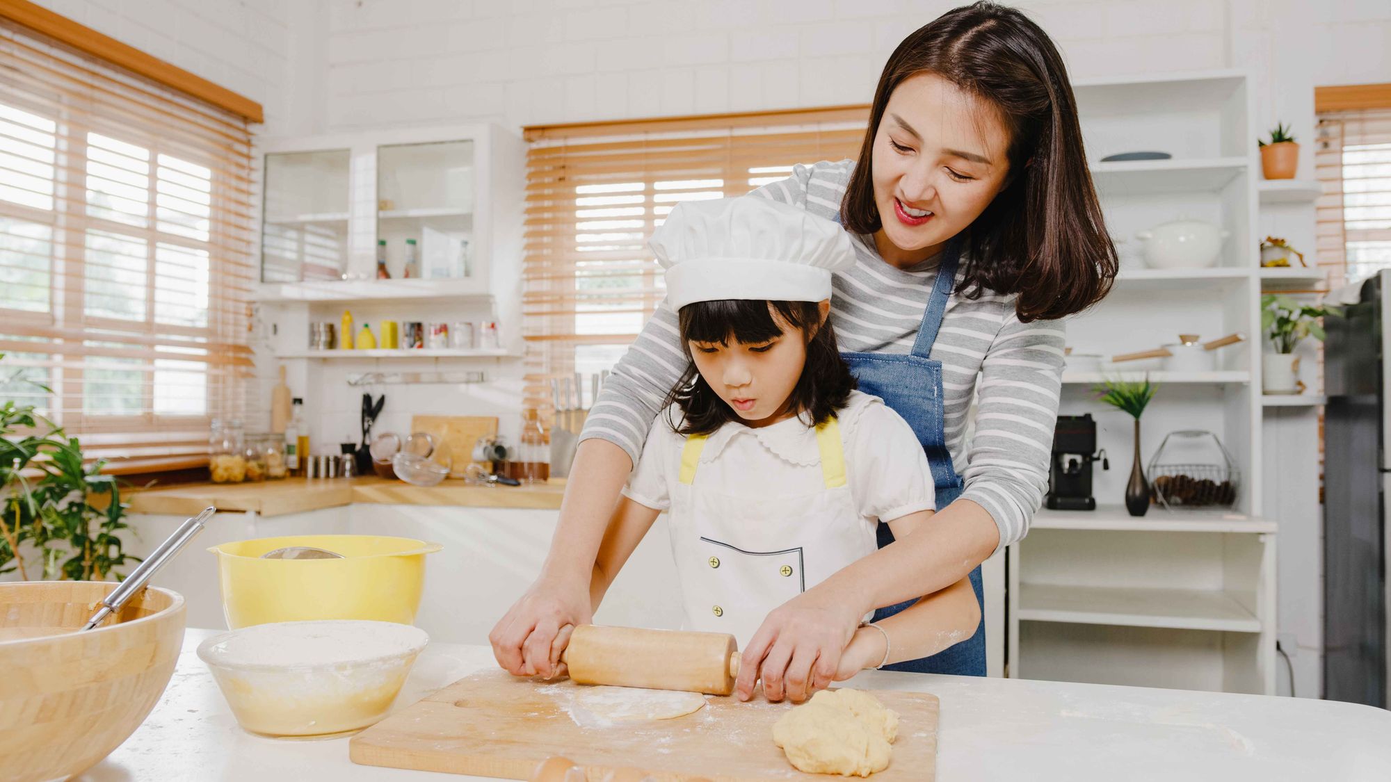 Nikmati Akhir Pekan dengan Memasak Bersama Keluarga