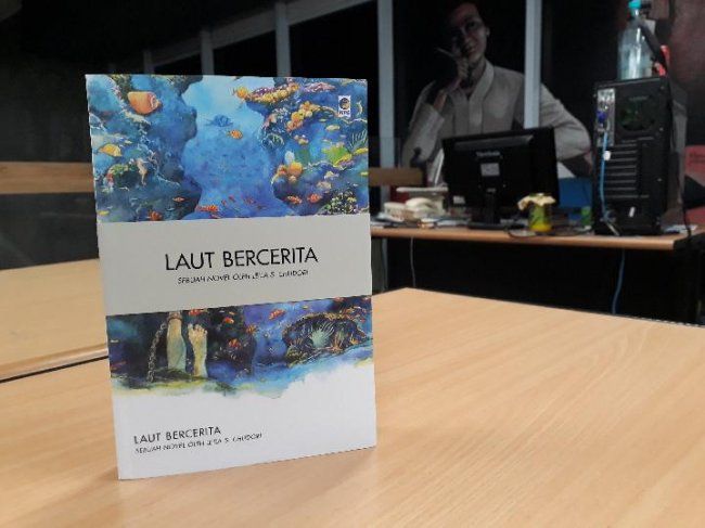 Selamat! Laut Bercerita Meraih IKAPI Award Sebagai Book of The Year 2022