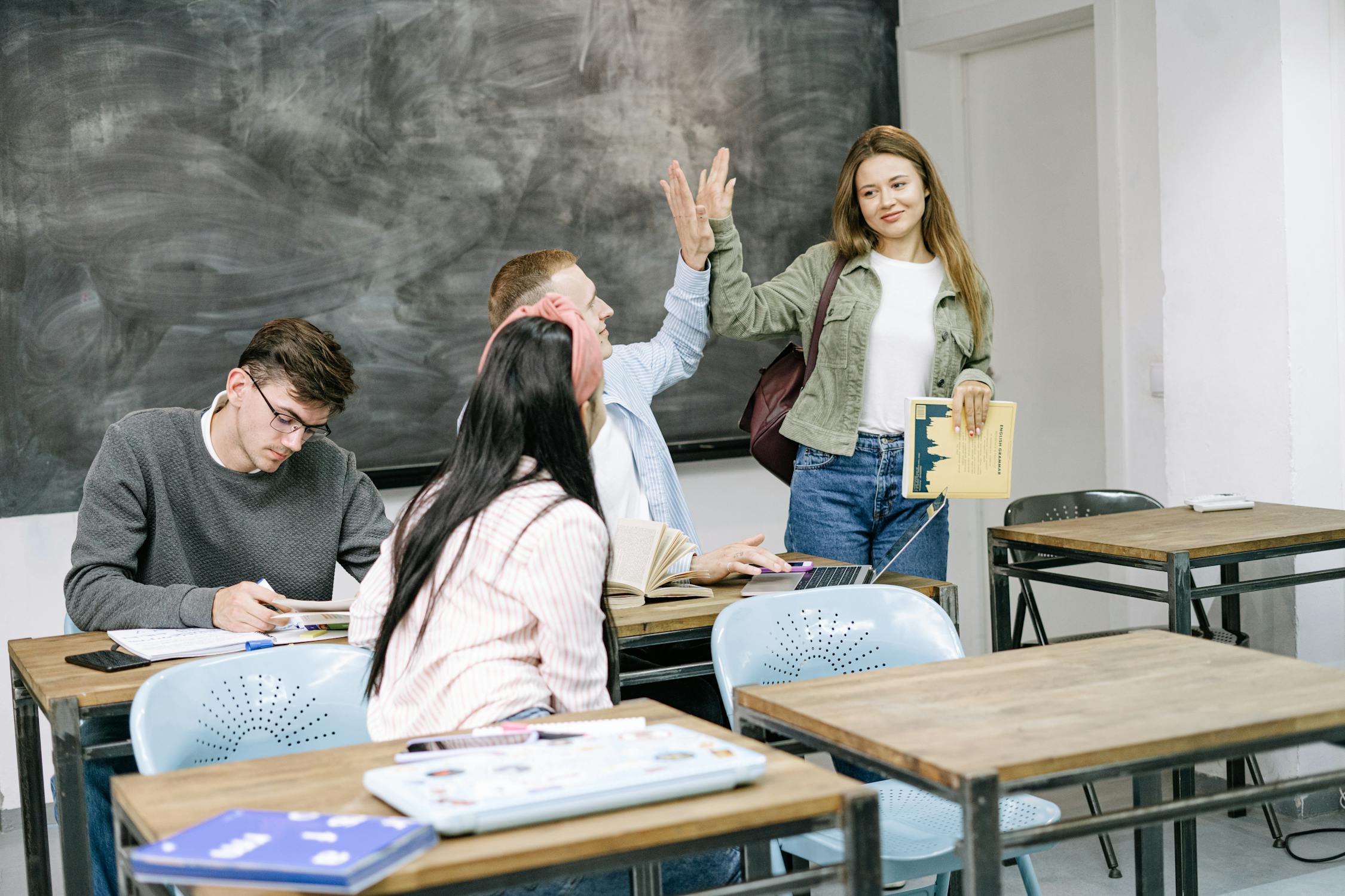 4 Cara Ampuh Kembalikan Semangat ke Sekolah Usai Liburan!