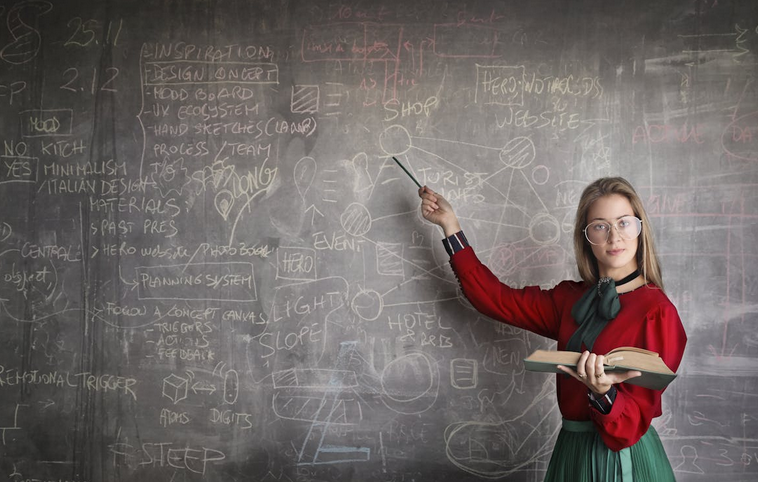 Memahami Bunga Tunggal: Dasar Matematika Keuangan yang Wajib Dikuasai