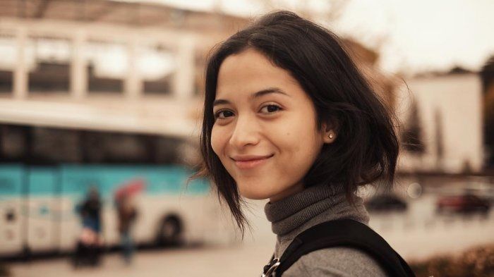 Fakta Di Balik Buku Poempm Karya Aktris Cantik Putri Marino Fakta Di Balik Buku Poempm Karya Aktris Cantik Putri Marino